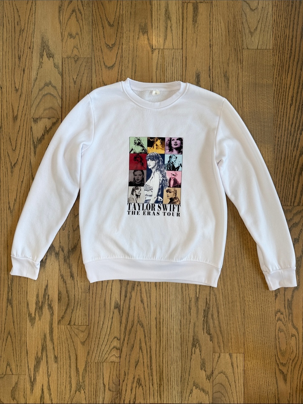 Taylor Swift White Screenprint Eras Tour Pullover Sweatshirt Size Small